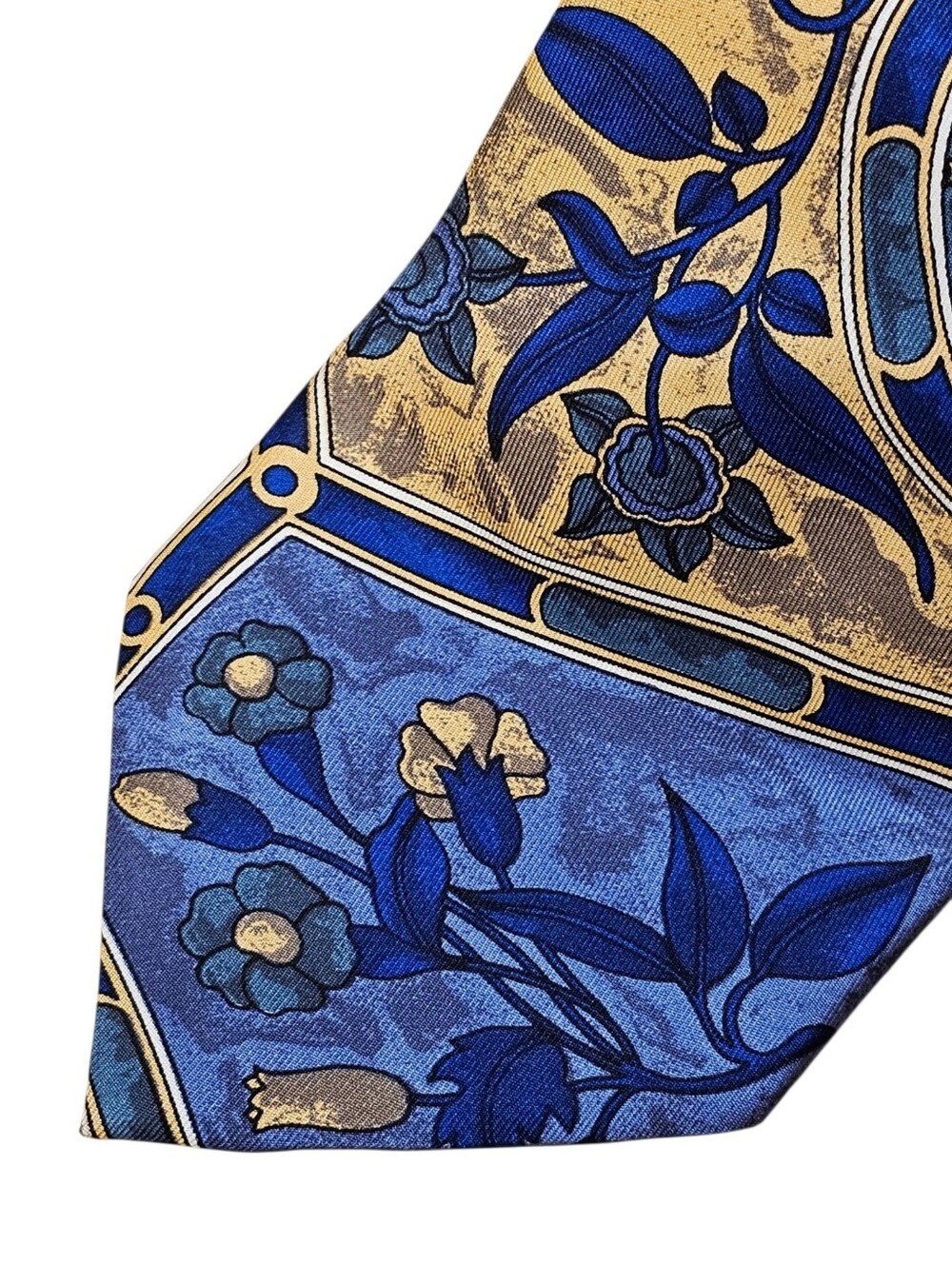 FENDI TIE - Picture 5 of 14